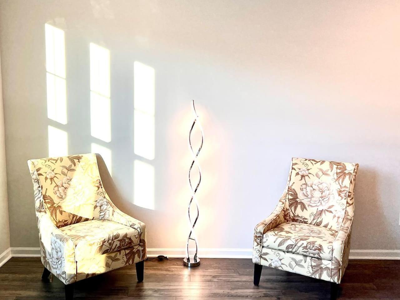 The Villas Buckingham 10 Mins To Rdu Airport Duke Downtown 더럼 외부 사진